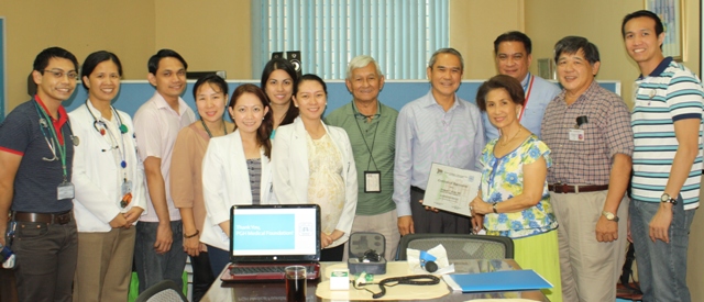 Fellows of the Section of Pulmonary Medicine with their Head Dr. Joselito Chavez (5th from the right) gave the Certificate of Appreciation to the PGHMFI Executive Committee Members (from right; Atty. Arnie Cariño, Dr. Telesforo Gana, Mrs. Agnes Essem Perez, Mr. Jose Bayani Baylon (back) and Dr. Alfonso Doloroso) for donating Wright’s Respirometer, Oxygen Analyzer and Manometer.